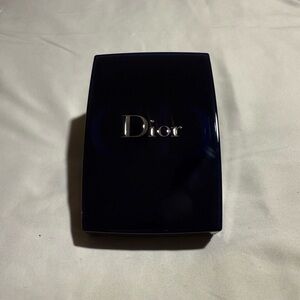 Dior Travel Studio Makeup Palette
Collection Voyage